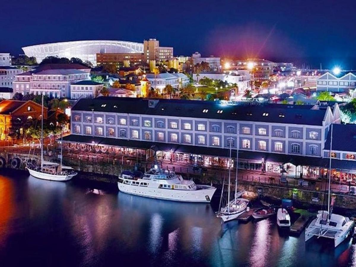 Motor Yacht Kiara Acomodação com café da manhã Cidade Do Cabo Exterior foto