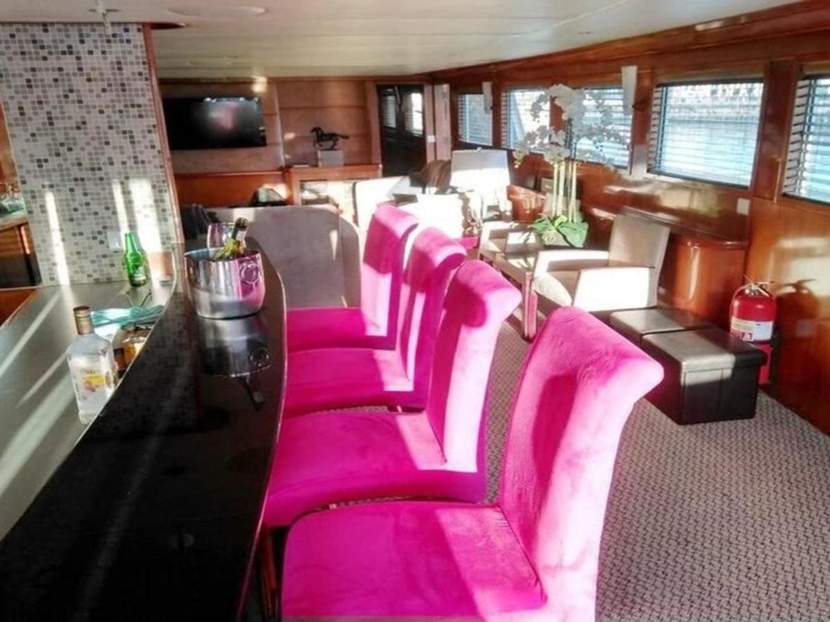 Motor Yacht Kiara Acomodação com café da manhã Cidade Do Cabo Exterior foto