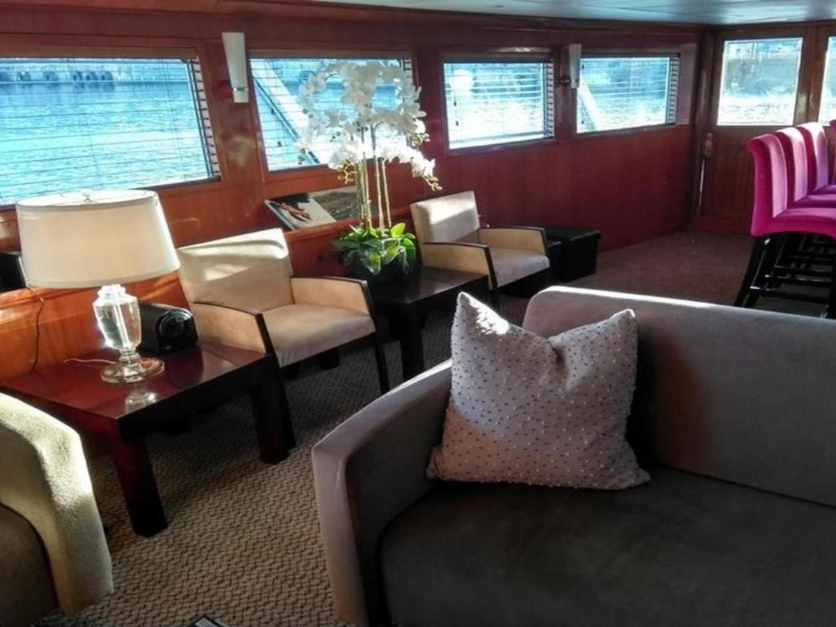 Motor Yacht Kiara Acomodação com café da manhã Cidade Do Cabo Exterior foto