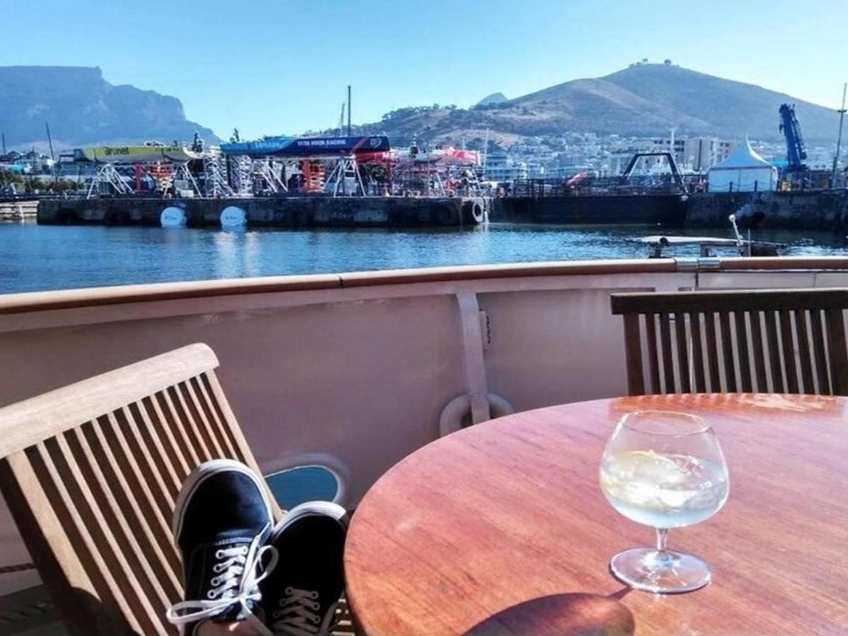 Motor Yacht Kiara Acomodação com café da manhã Cidade Do Cabo Exterior foto